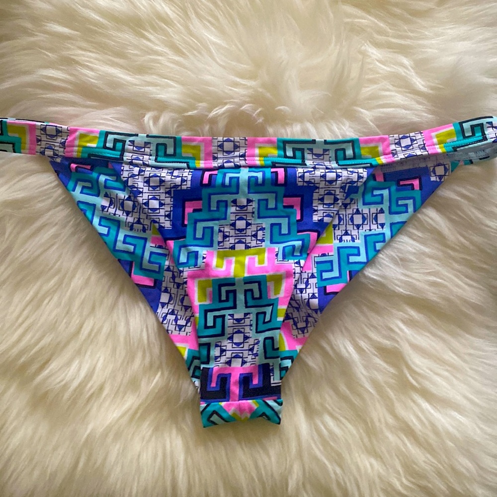 Looper& Zink bikini bottom.